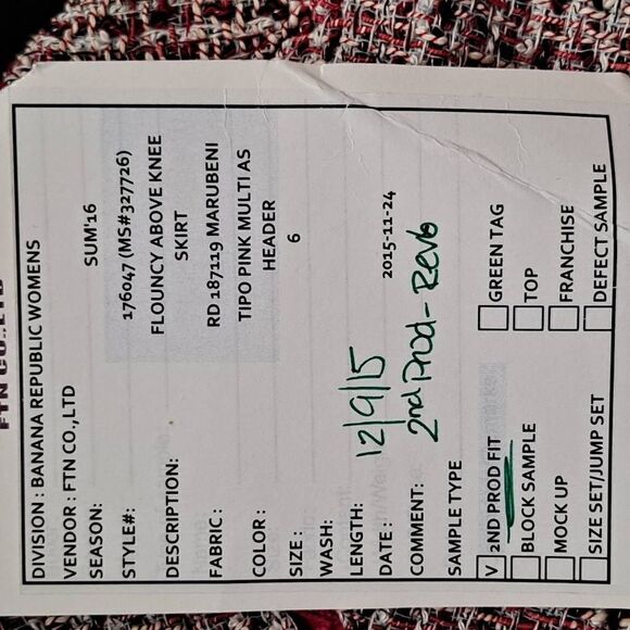 Banana Republic Ladies skirt NWOT - Picture 10 of 10